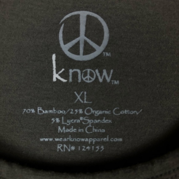 The Know - Gray “Know Love” Graphic Tee  Jr XL - Picture 4 of 4
